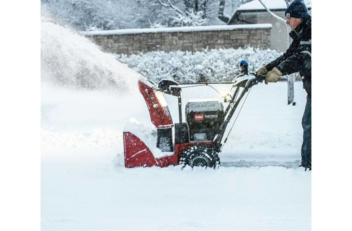 Toro 37805 26" PowerMax 826 OHAE Two Stage Gas Snowblower